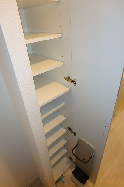 収納　傘やブーツも収納可能なシューズインクローゼット
