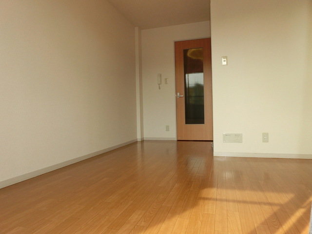 その他部屋・スペース　★豊富な収納スペースがあり、使いやすいお部屋です★