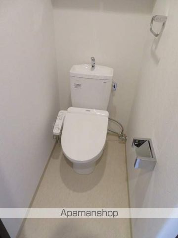 地下鉄谷町線 野江内代駅 徒歩3分 11階建 築8年のトイレ写真