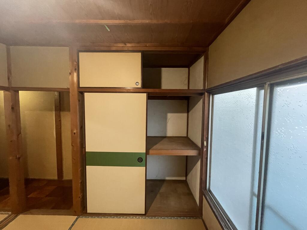 阪急嵐山線 上桂駅 徒歩17分 2階建 築55年の居間写真
