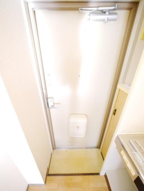 玄関　★お部屋探しは株式会社タウンハウジング東京まで★