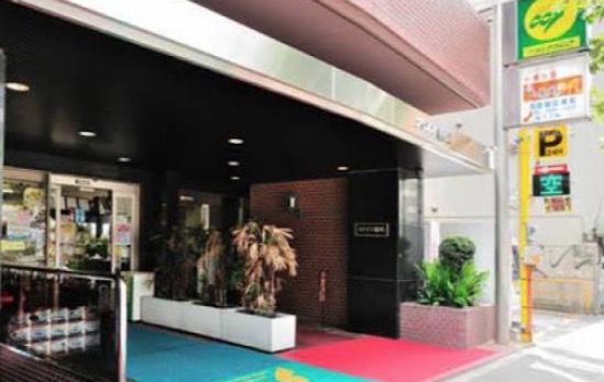 スーパー　ココスナカムラ麹町店（スーパー）まで336m