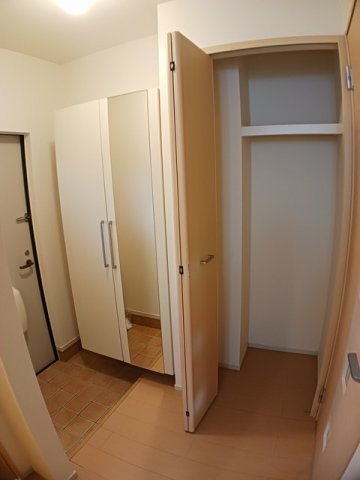 玄関　シンプルで使いやすい玄関です
