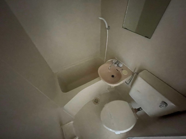 バス・シャワールーム　※同物件別号室の参考写真です。