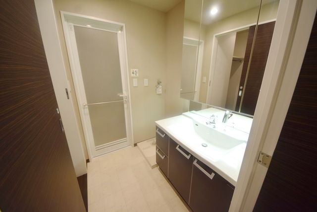 洗面設備　別部屋参考写真