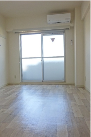 居室・リビング　明るいお部屋ですよ