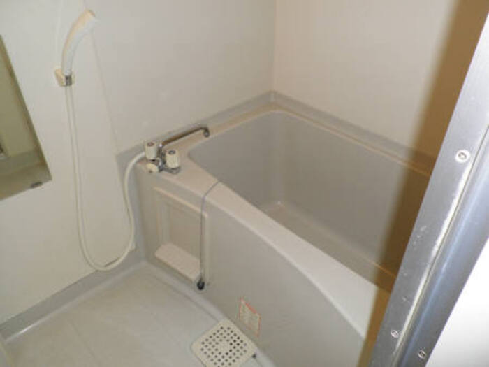 バス・シャワールーム　落ち着く空間のバスルーム♪