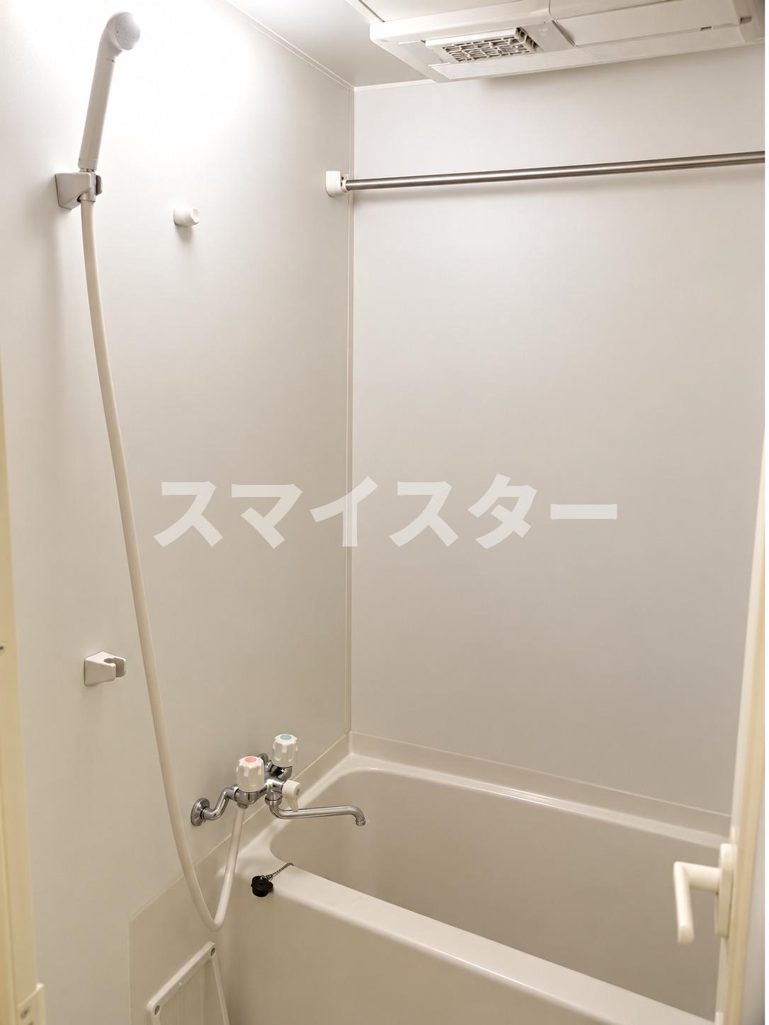 バス・シャワールーム　※別部屋参考写真