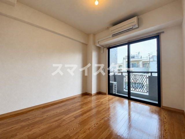 居室・リビング　※別部屋参考写真