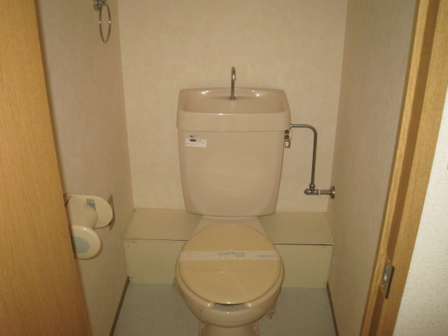 ラッキービレッジのトイレ写真