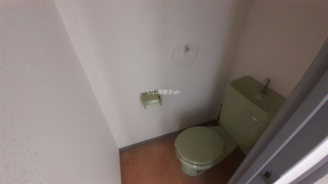 【桜井市大字外山のマンションのトイレ】