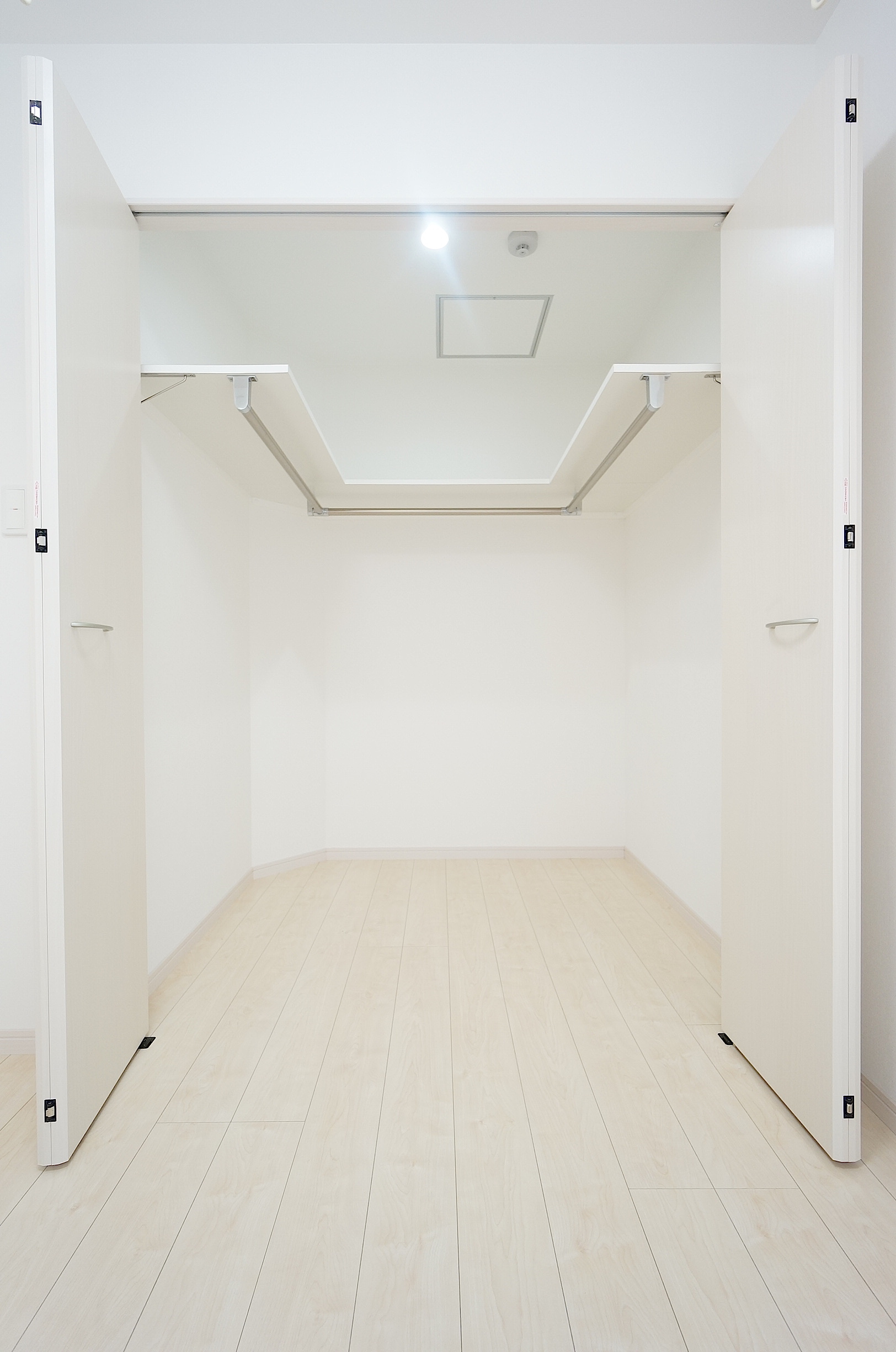 収納　ウォークインクローゼット♪