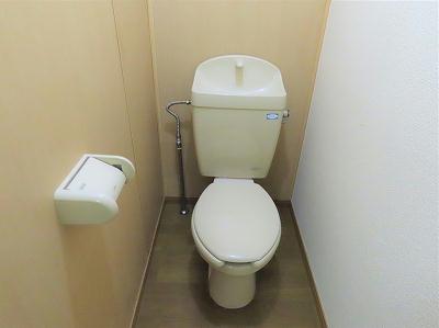【レオパレスコンフォールのトイレ】
