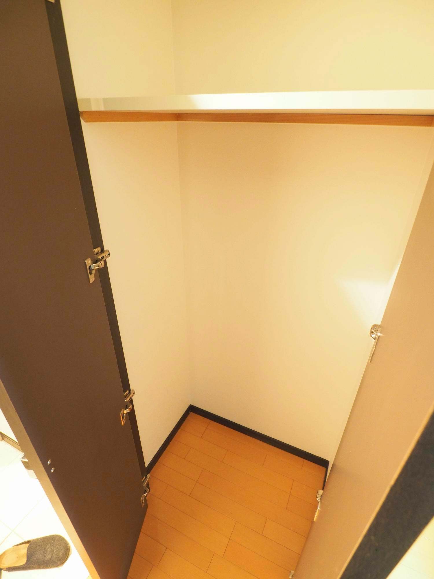 収納　アスヴェル東本町II