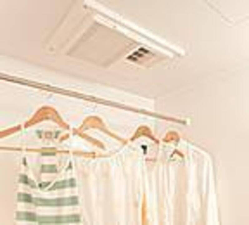 バス・シャワールーム　浴室乾燥機