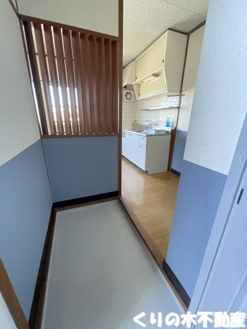 玄関　毎日通る玄関はこちらです（同タイプの室内写真です。実物は現況