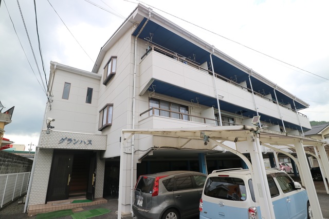 倉敷市松島のマンションの建物外観