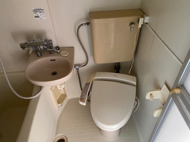 ＪＲ上越線 群馬総社駅 徒歩54分 2階建 築37年のトイレ写真