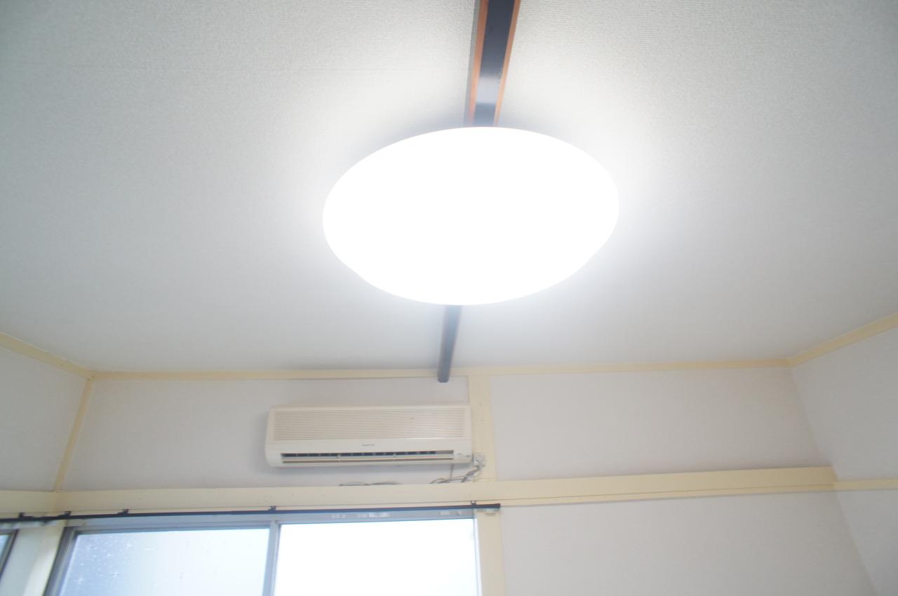 その他　照明器具付き