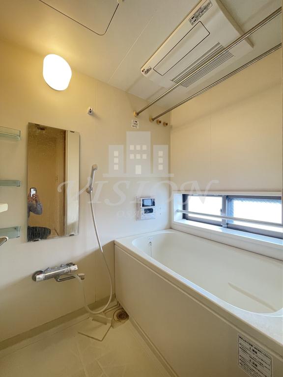 バス・シャワールーム　写真は別室のものです