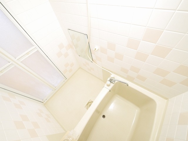 バス・シャワールーム　お風呂です