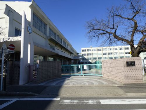 【ＯＨＳＡＤＡハイツ上野公園の小学校】