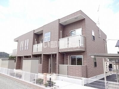 田村市船引町船引のアパートの建物外観