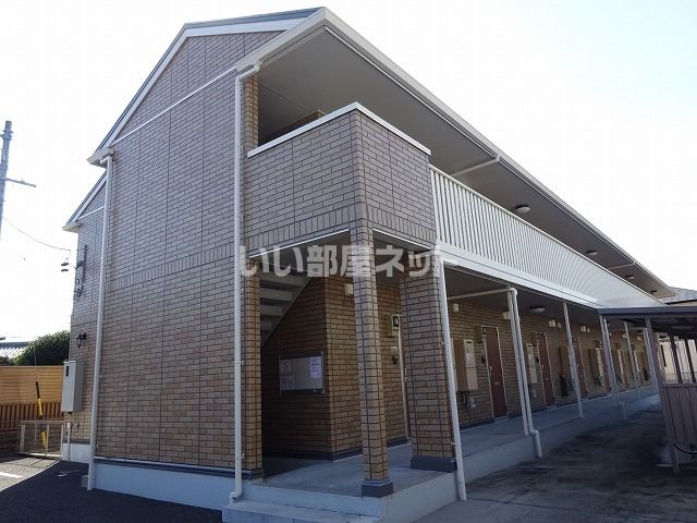 四日市市下さざらい町のアパートの建物外観