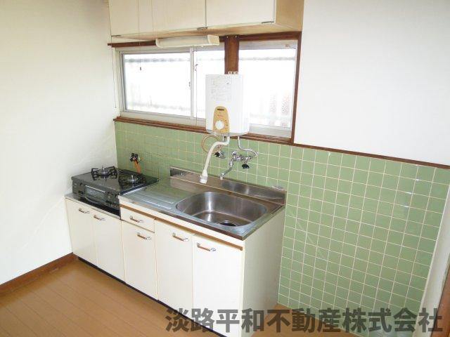 上物部連棟のキッチン写真
