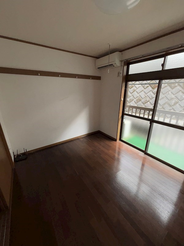 居室・リビング　他部屋写真