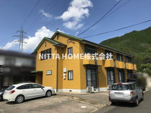 建物外観　マスタードイエローがオシャレな外観★