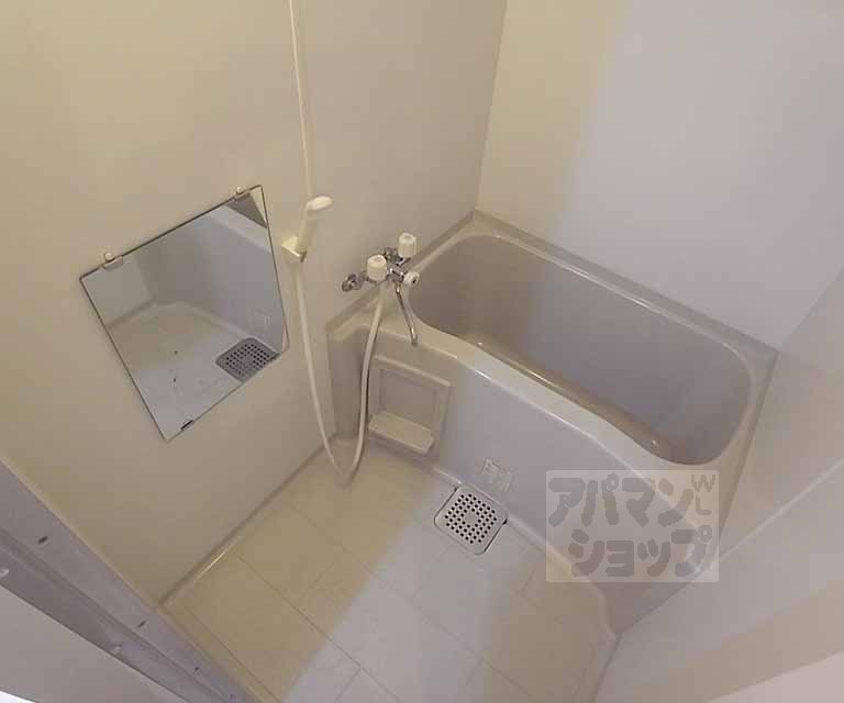 バス・シャワールーム　お風呂です。