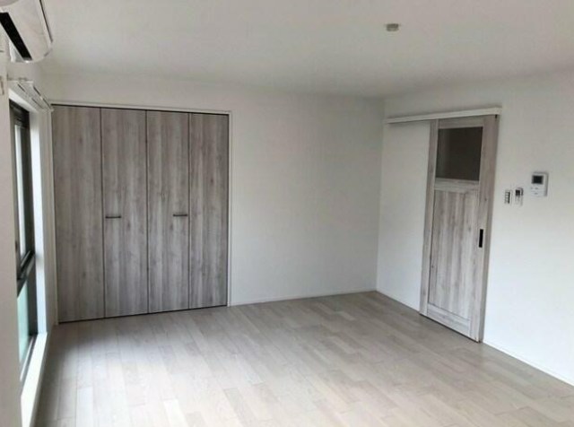 居室・リビング　別室参照