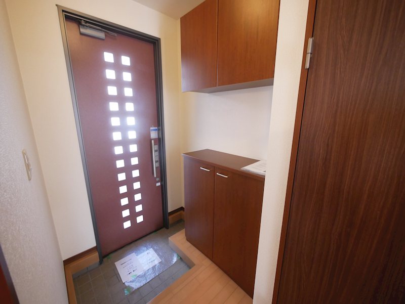 玄関　シューズボックス付き