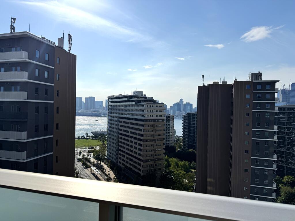 コンビニ　セブンイレブン三田国際ビル店（コンビニ）まで339m