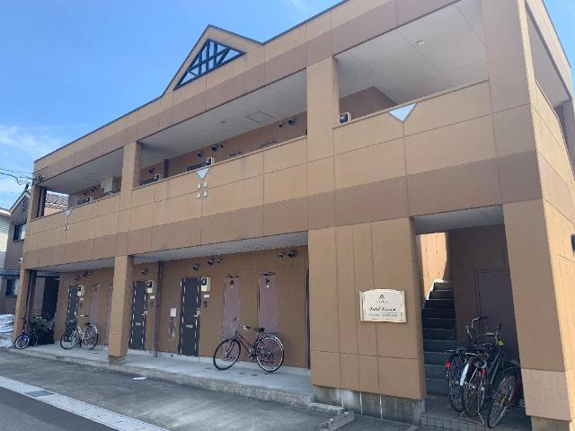 建物外観　外観写真（昼）