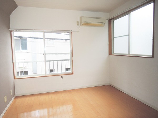 居室・リビング　ベルフルーブ若葉