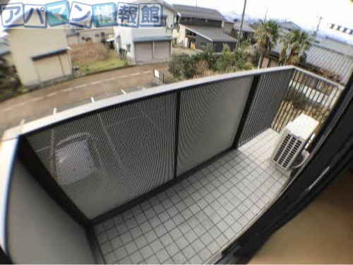 バルコニー　※別号室のお写真になります