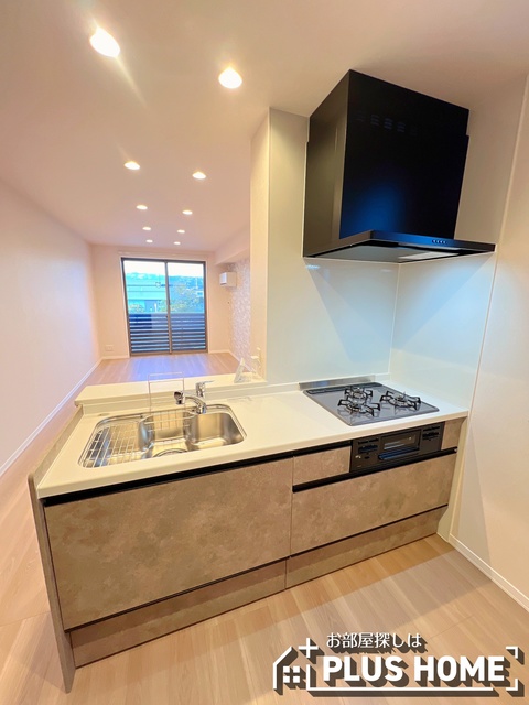 エントランス　安心してお住まい頂くうえで今では欠かせない設備ですね