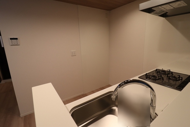 キッチン　冷蔵庫設置場所