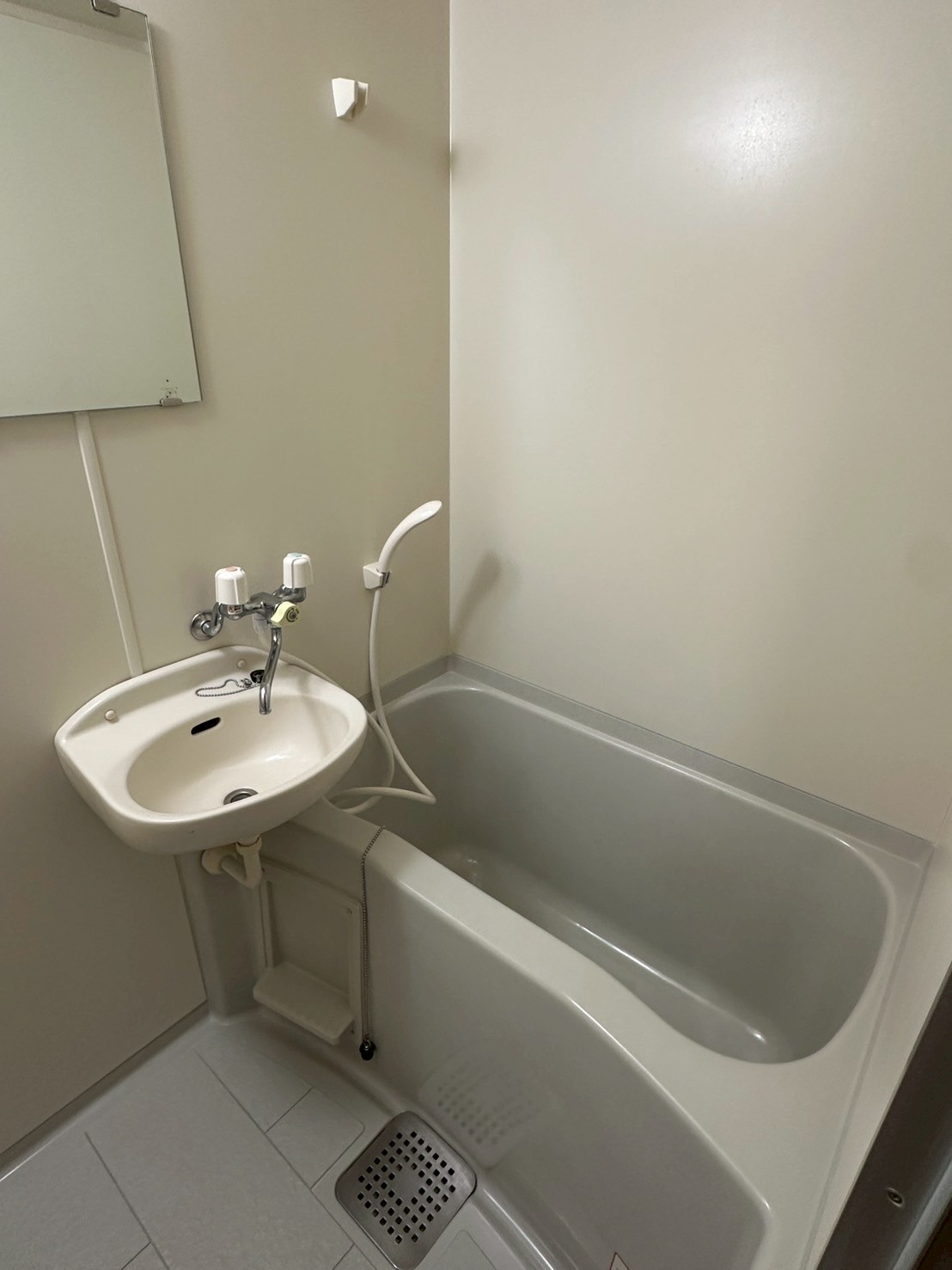 バス・シャワールーム　ネット無料！オール電化！ＲＣ造！