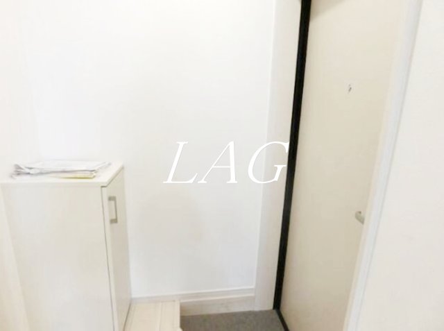 玄関　玄関です。※別部屋参考写真です。
