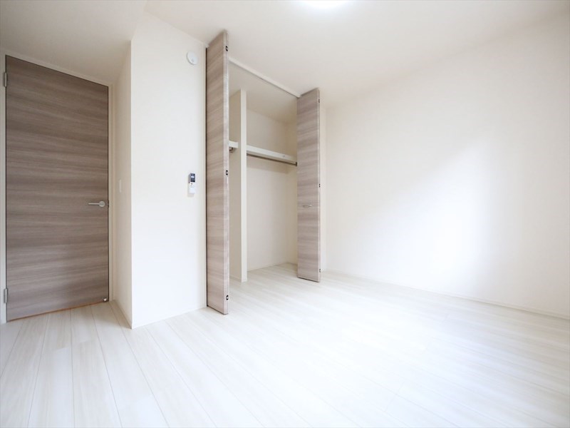 その他部屋・スペース　洋室6.6帖　クローゼット付（収納充実してます）