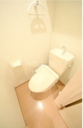 サンコート千歳烏山のトイレ写真