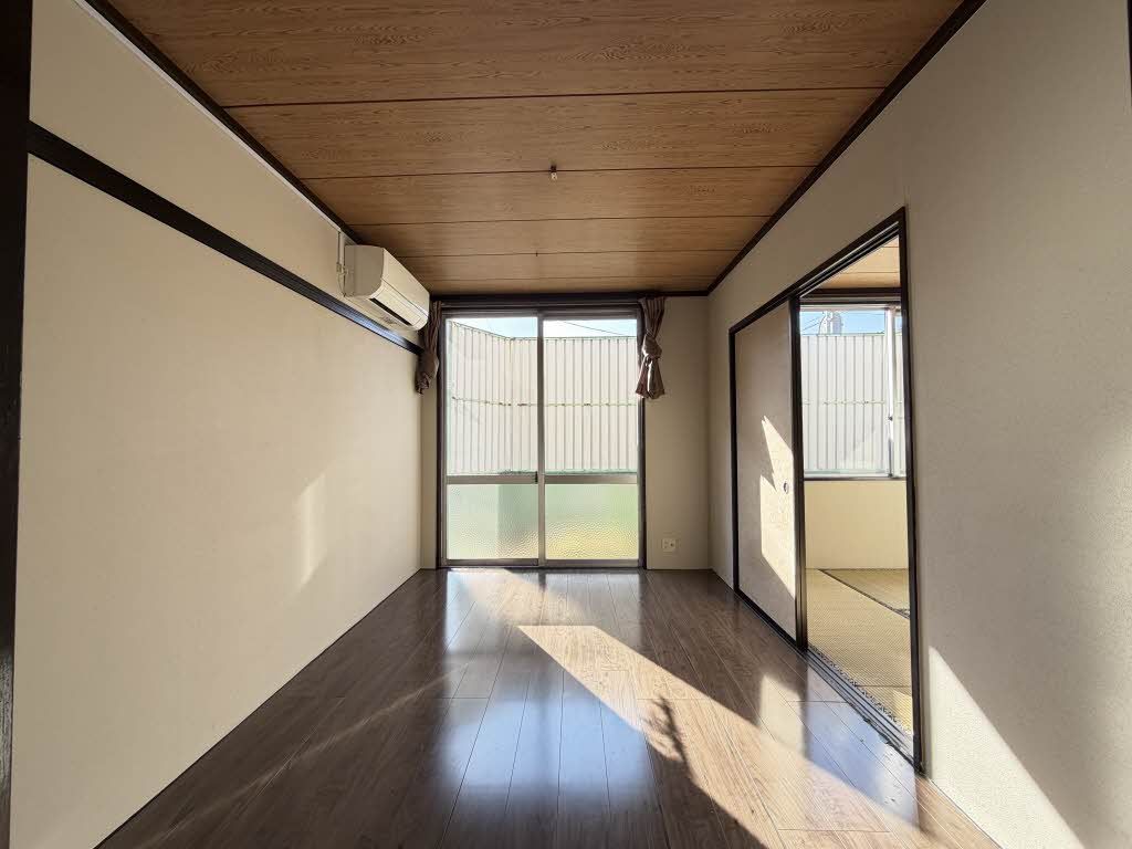 居室・リビング　洋室