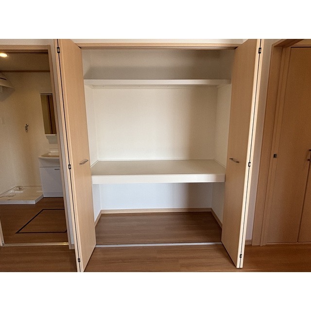 玄関　※反転あり