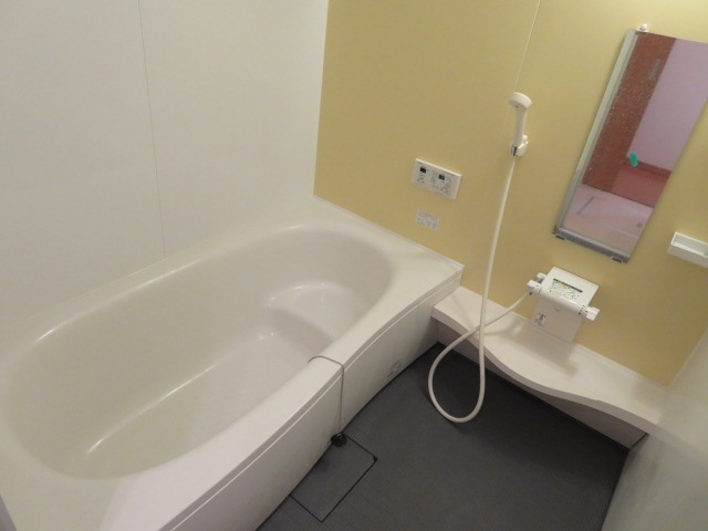 バス・シャワールーム　別室参照