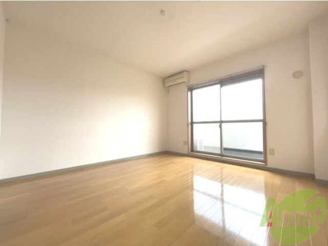 居室・リビング　７．８帖のリビングです。広々としていますね。