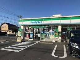 コンビニ　ファミリーマート 城町店（コンビニ）まで392m