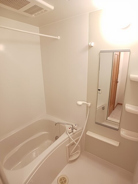 バス・シャワールーム　バス